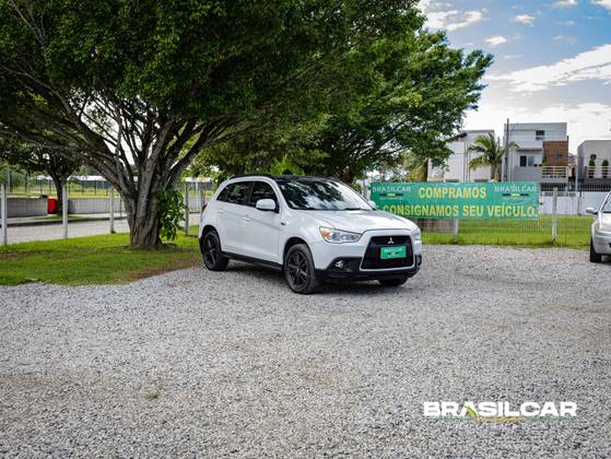 MITSUBISHI ASX 2.0 4X4 16V GASOLINA 4P AUTOMÁTICO MITSUBISHI ASX 2.0 4X4 16V GASOLINA 4P AUTOMÁTICO